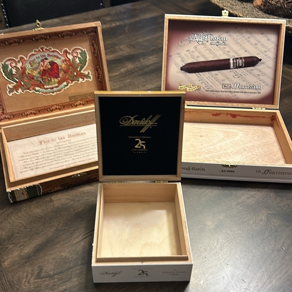 (3) Cigar Boxes - Picture 8 of 8